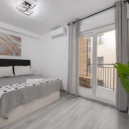 Sea View Kuxury Apartment *