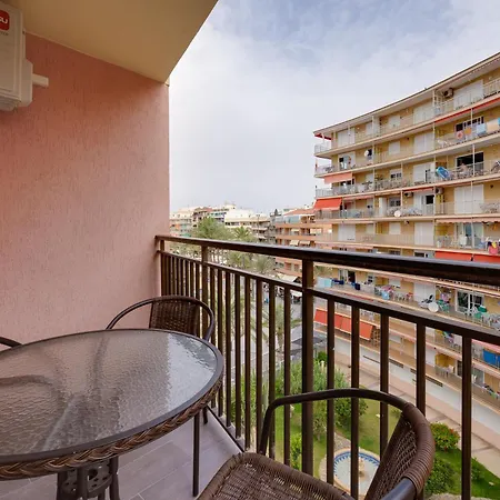 Apartment Sea View Kuxury *